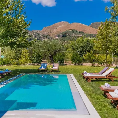 Villa Verano - Private Heated Pool