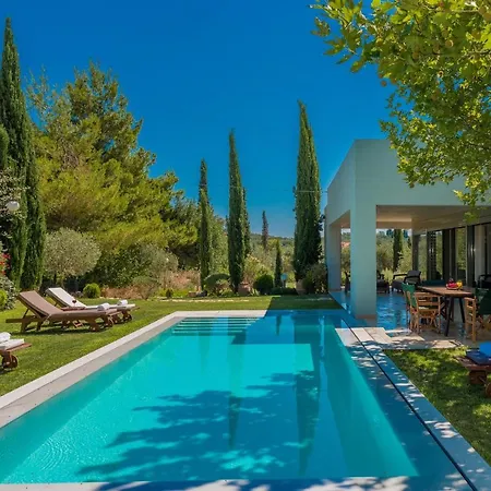 Verano - Private Heated Pool Villa Lagopodhon