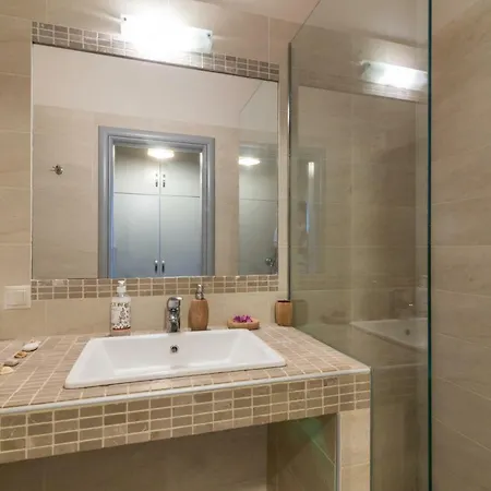 Verano - Private Heated Pool *