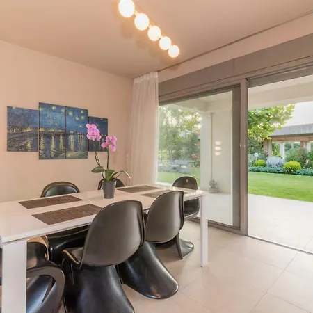 Verano - Private Heated Pool וילה Lagopodhon