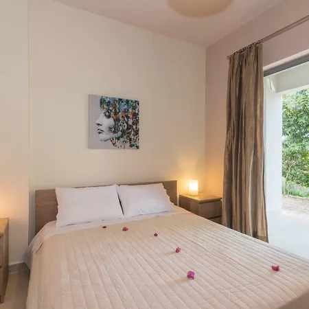 Vila Verano - Private Heated Pool Lagopodhon